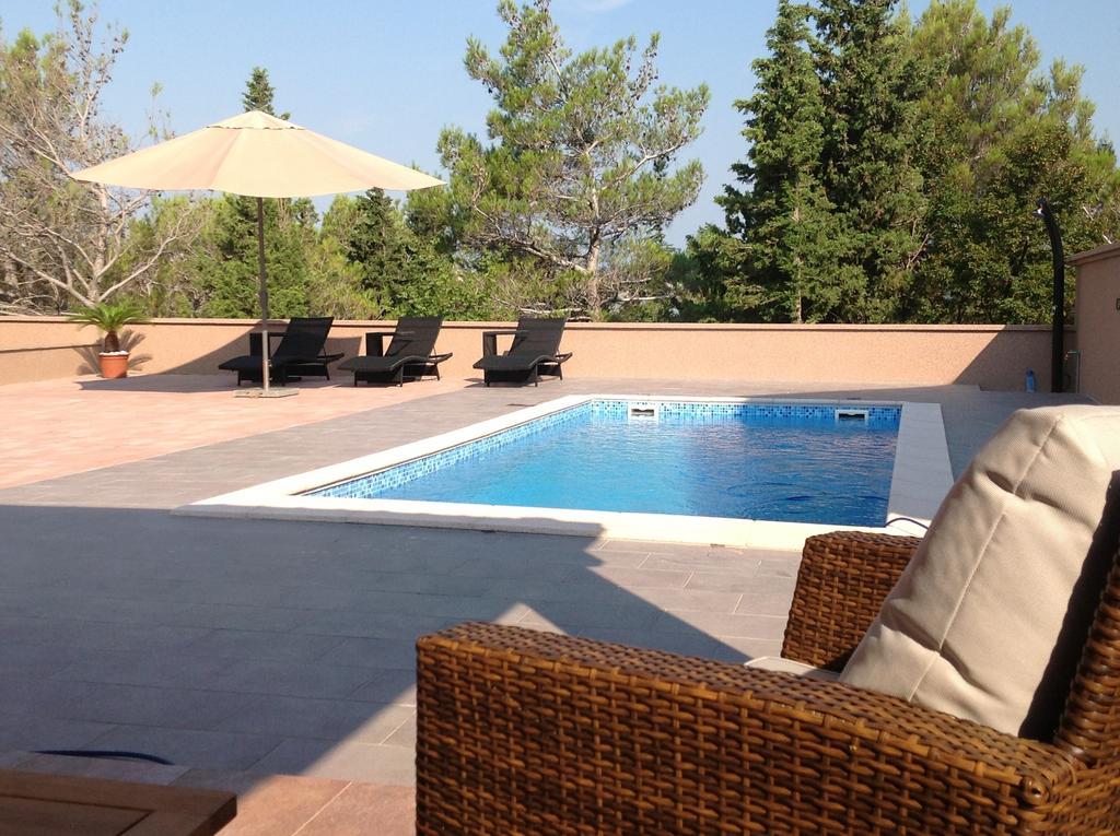 Apartments Villa Antonia Jadranovo Esterno foto